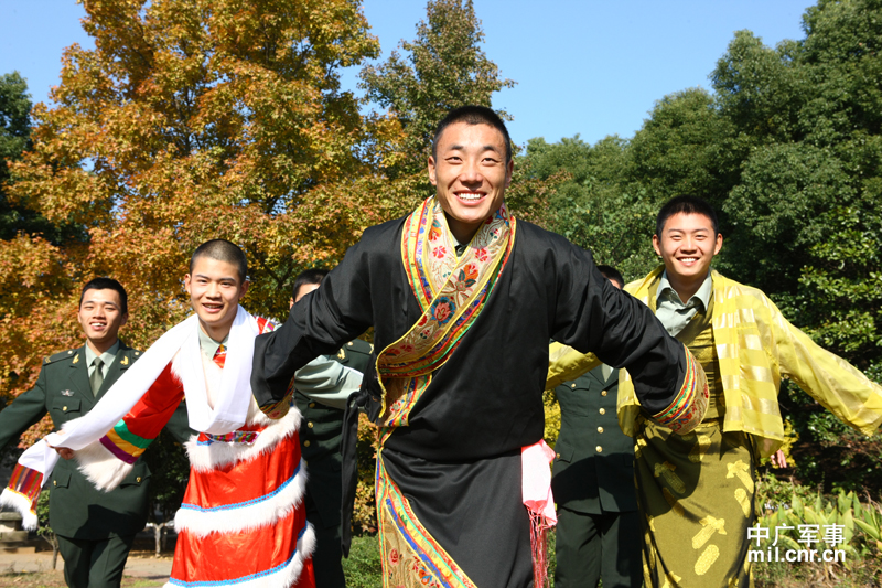 ������ӥ�Ҹ��Ÿ衣